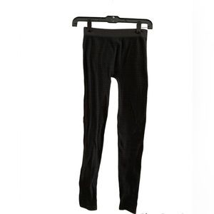 NIKIBIKI SEAMLESS LEGGINGS